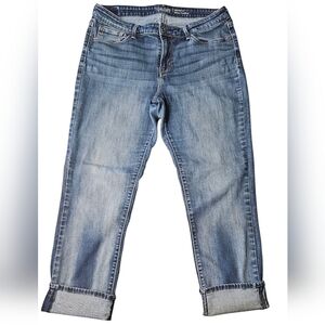 Signature by Levi Strauss Medium Wash Cropped Ankle Jeans